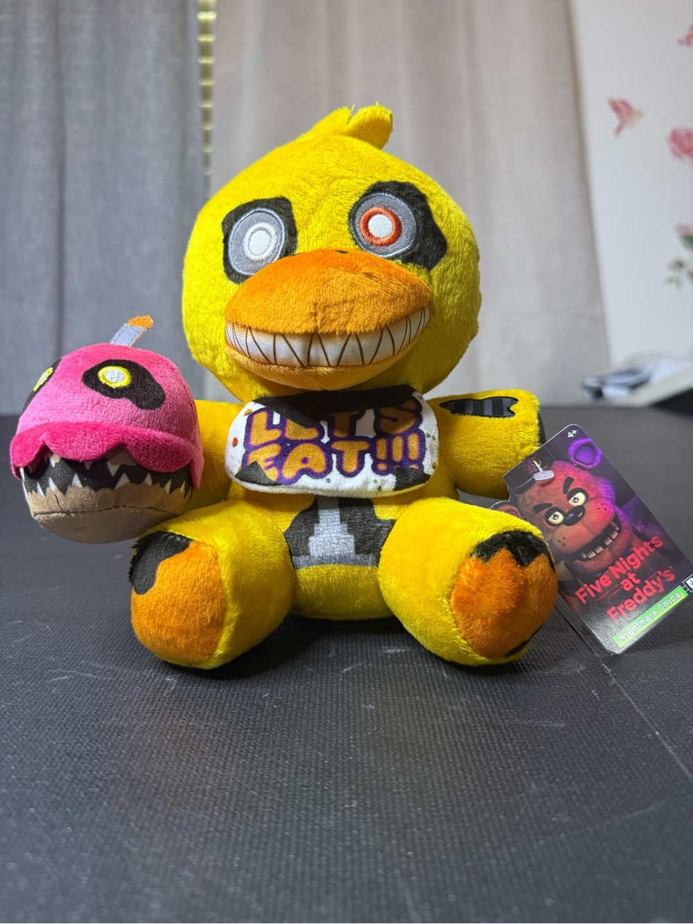 Five Nights at Freddy's Chica Plush Toy - Yellow